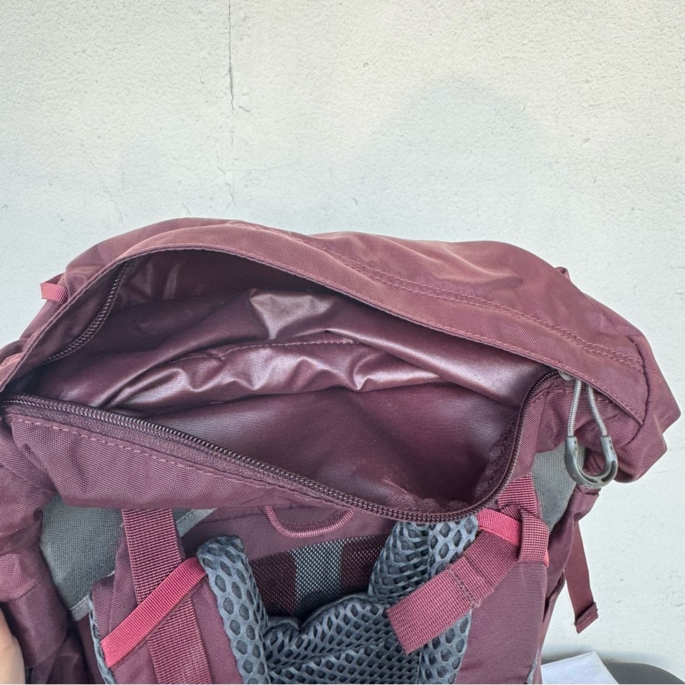 OSPREY KYTE 38L Women's Backpack - XS/S - Picture 8 of 16